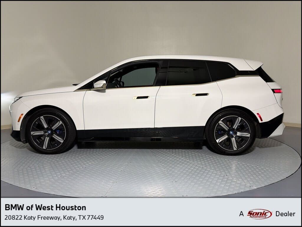 2024 BMW ix
