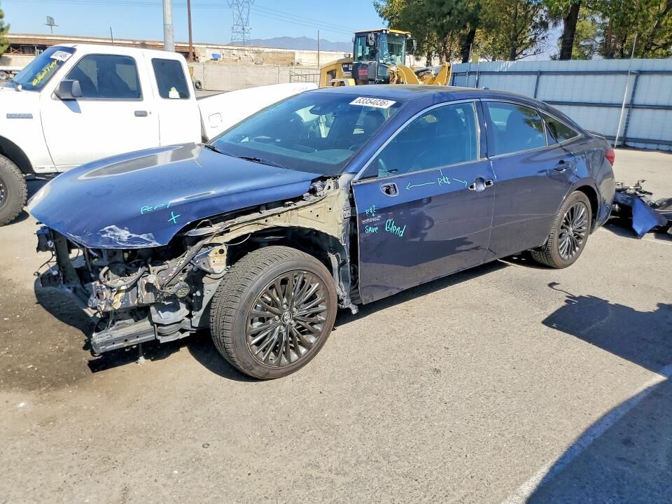 2019 TOYOTA Avalon