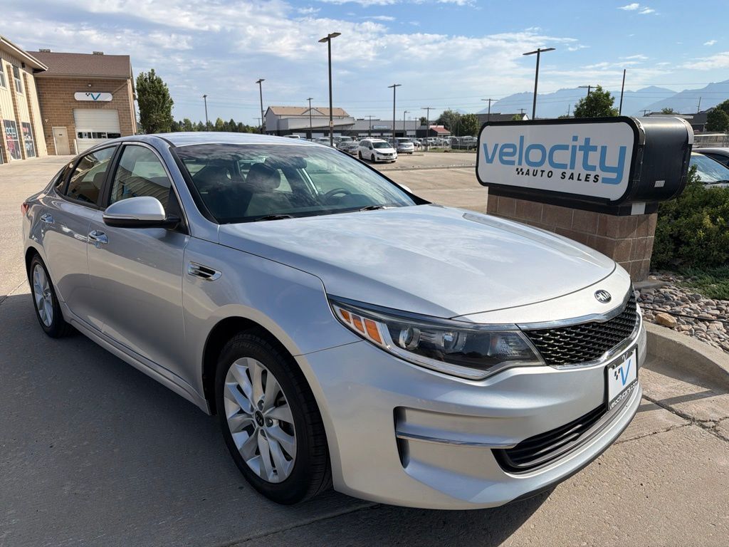 2017 KIA Optima