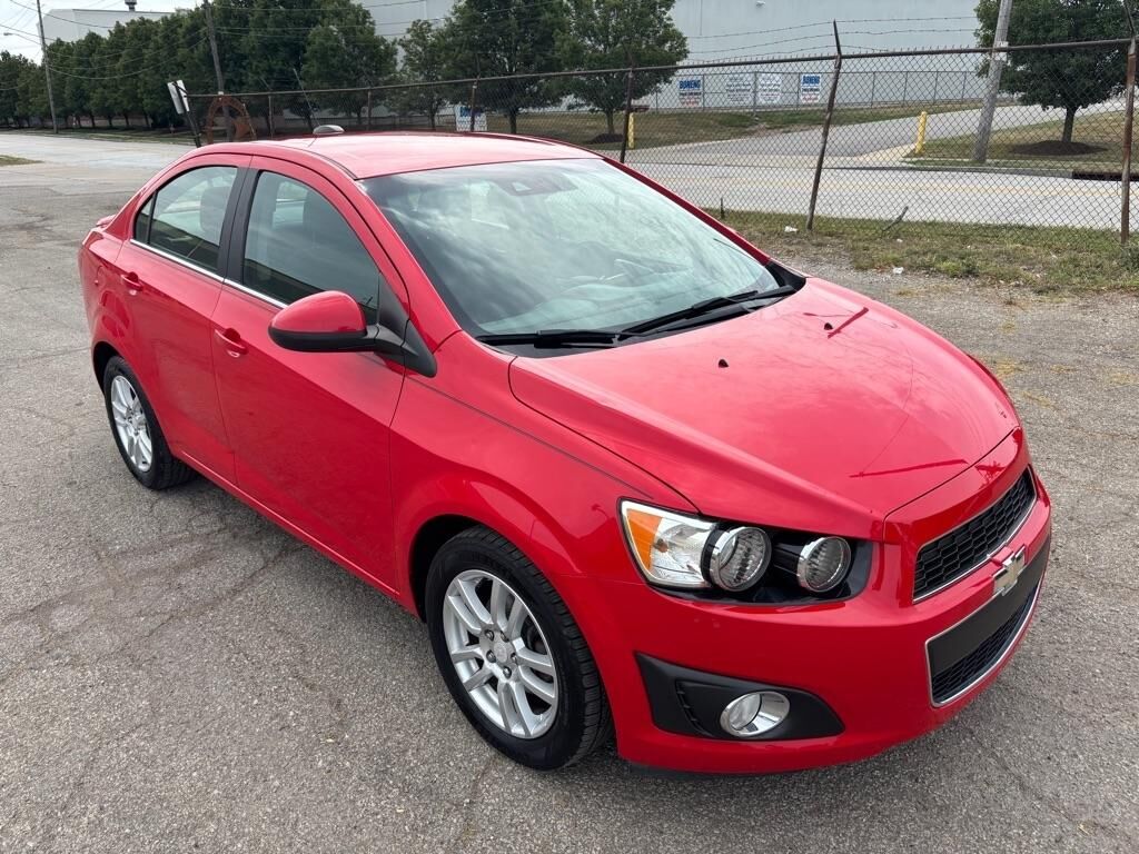 2016 CHEVROLET Sonic