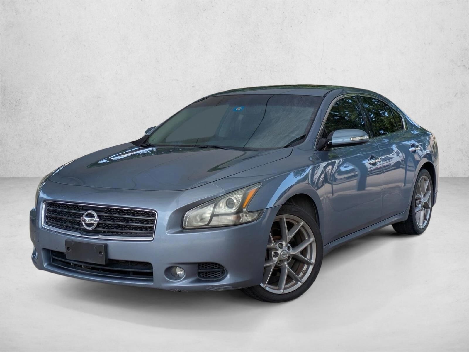 2011 NISSAN Maxima