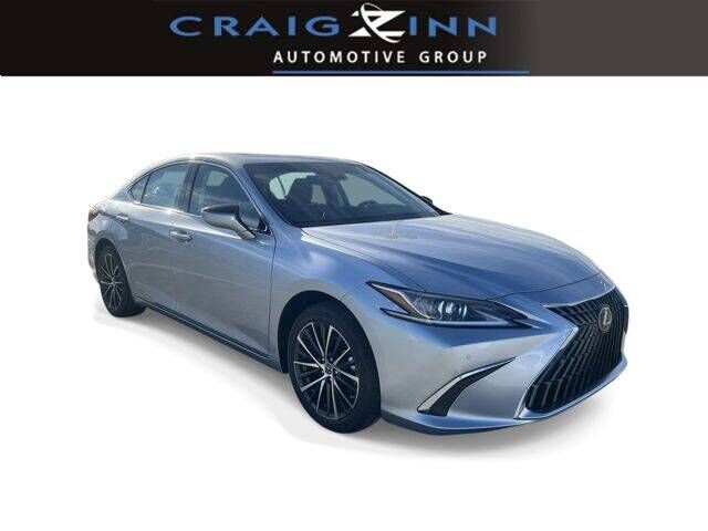 2024 LEXUS ES