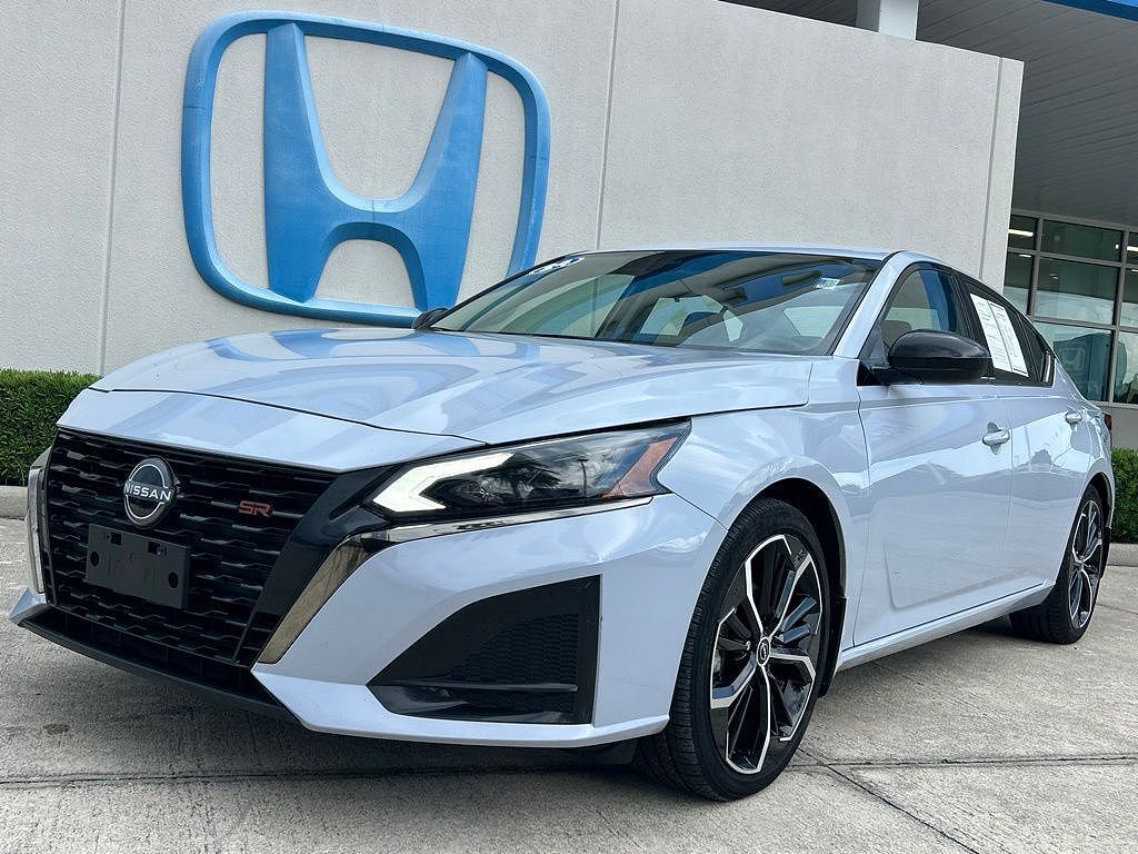 2024 NISSAN Altima