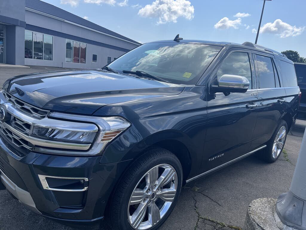 2024 FORD Expedition