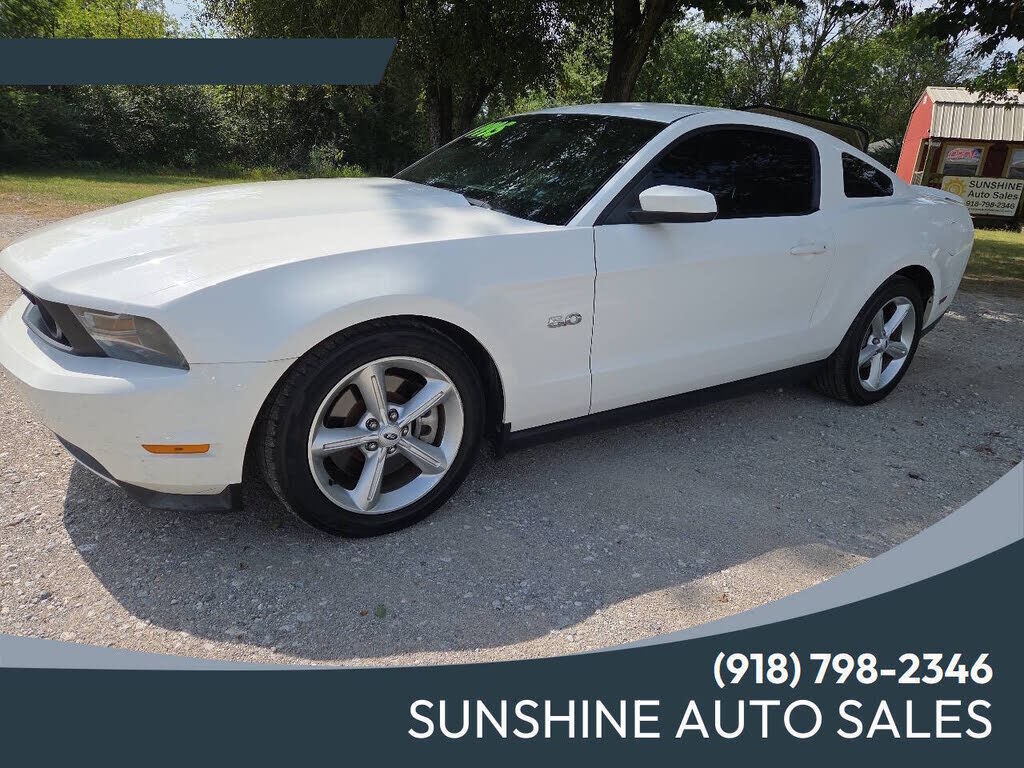 2011 FORD Mustang
