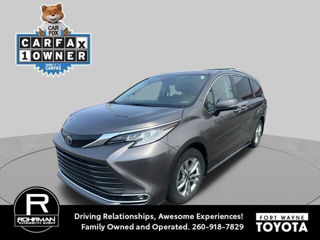 2024 TOYOTA Sienna