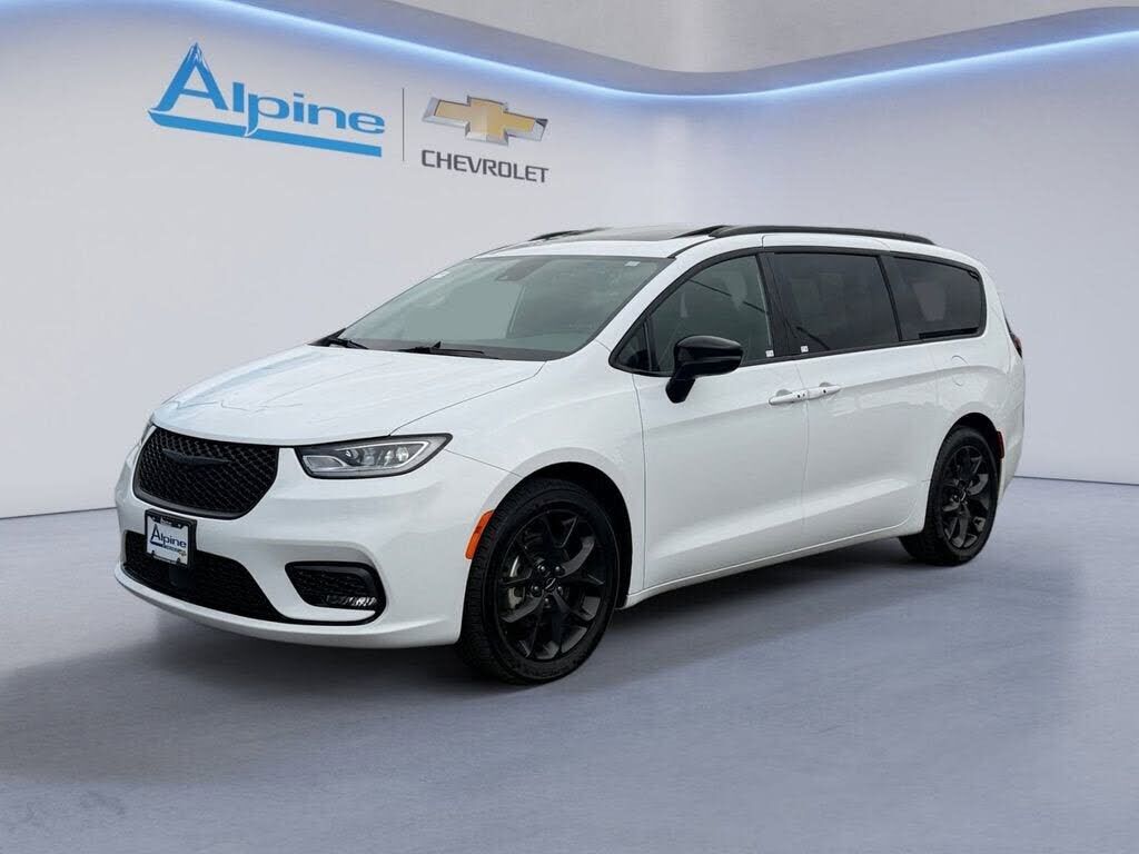 2025 CHRYSLER Pacifica