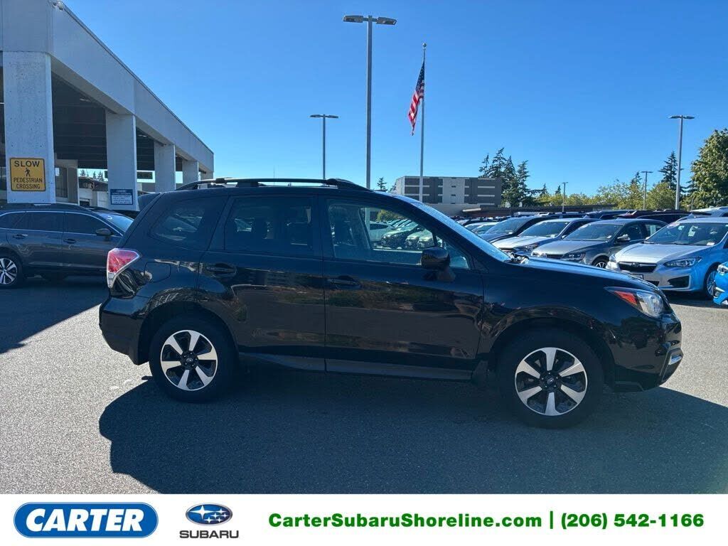 2017 SUBARU Forester