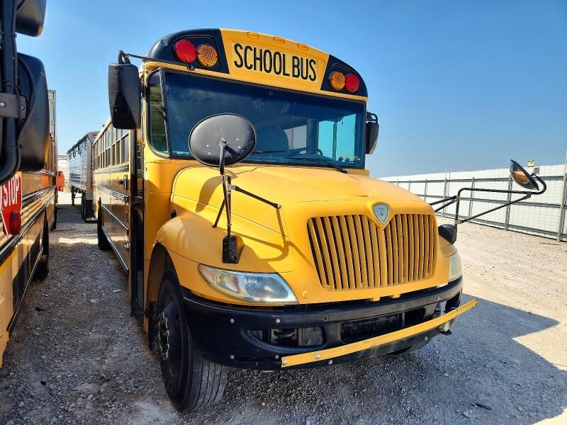 2014 IC BUS PB105