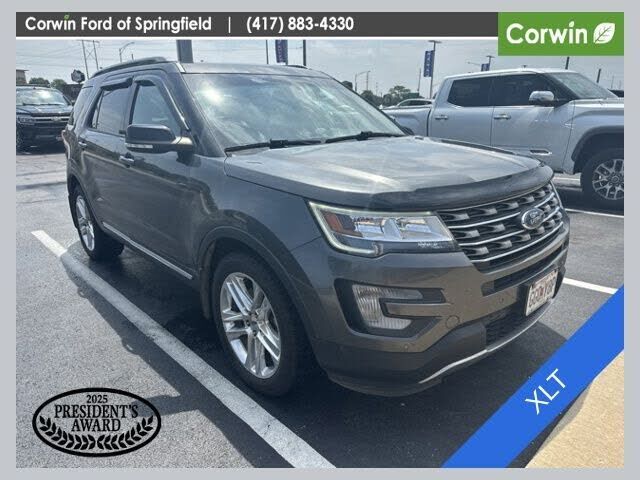 2017 FORD Explorer