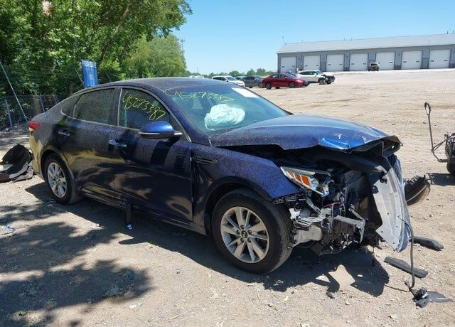 2017 KIA Optima