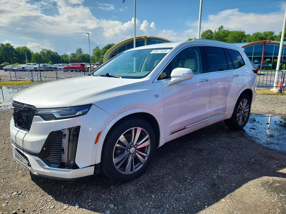 2021 CADILLAC XT6