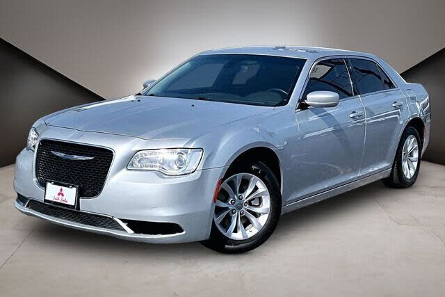 2023 CHRYSLER 300