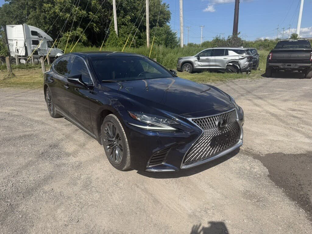 2018 LEXUS LS