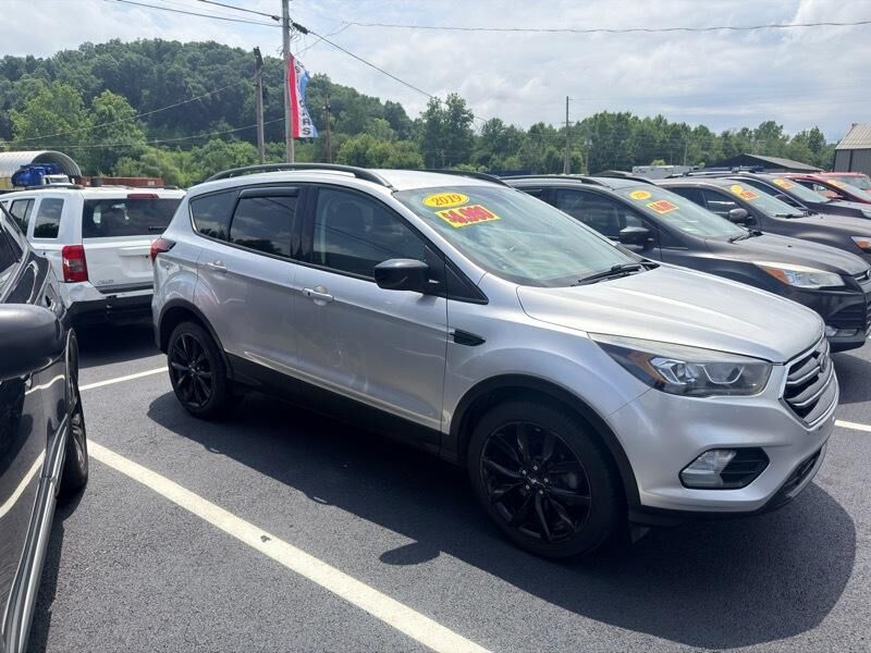 2019 FORD Escape