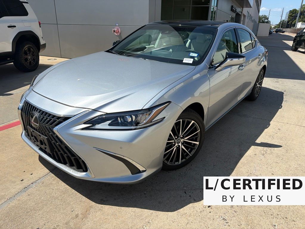 2025 LEXUS ES