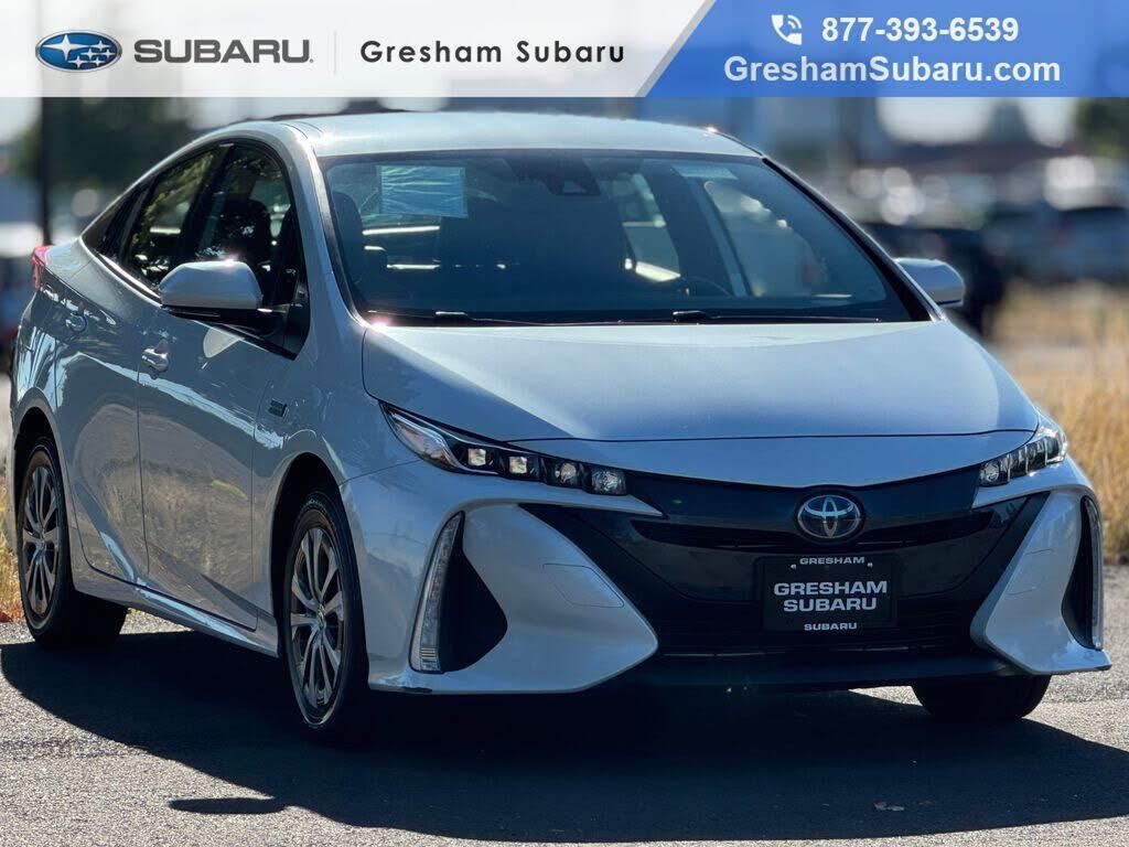 2021 TOYOTA Prius
