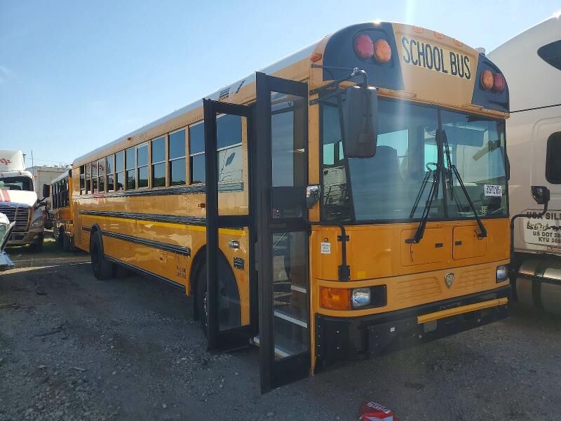 2017 IC BUS PB305