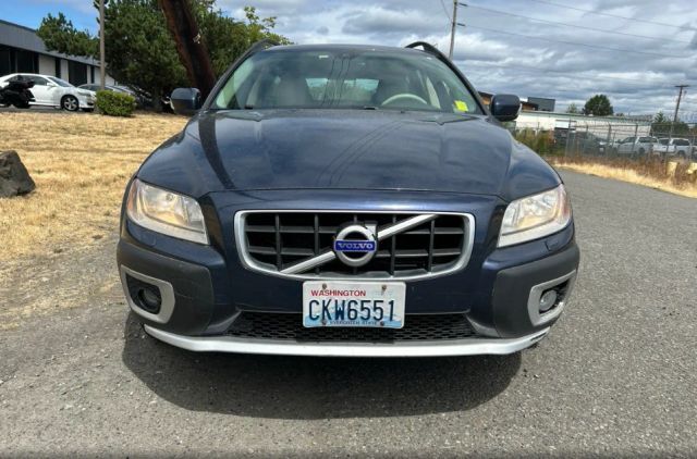 2010 VOLVO XC70