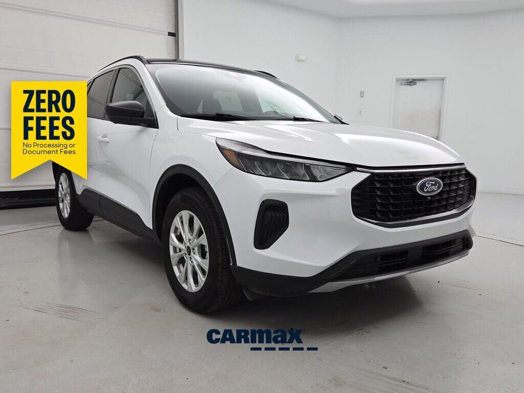 2024 FORD Escape