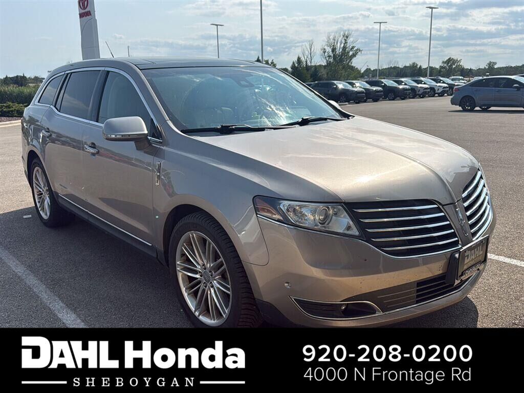 2019 LINCOLN MKT