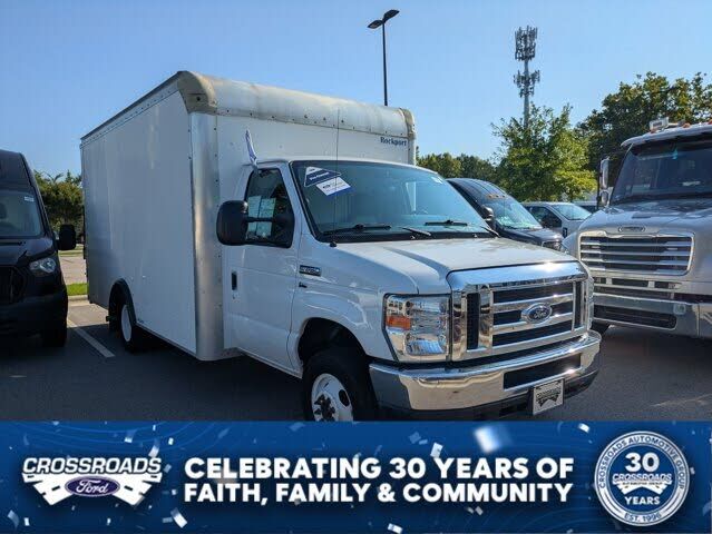 2018 FORD E-350
