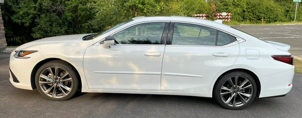 2020 LEXUS ES