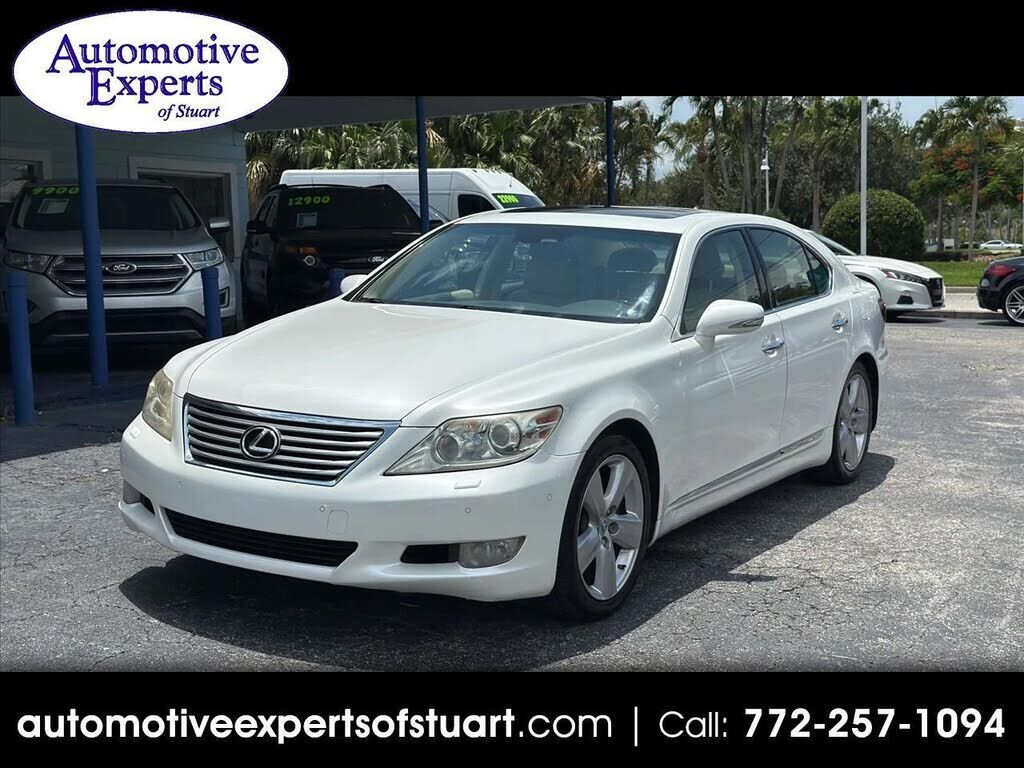 2011 LEXUS LS