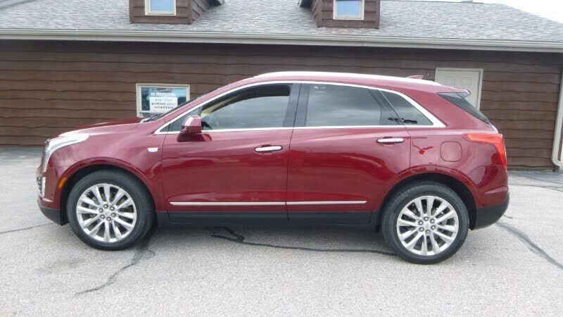 2017 CADILLAC XT5