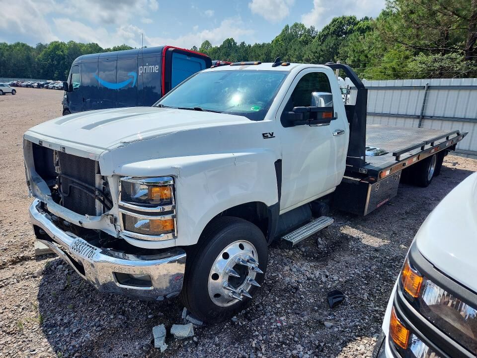 2019 INTERNATIONAL CV515