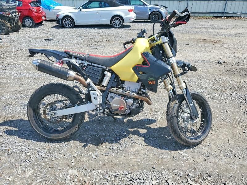2021 SUZUKI DR-Z400SM