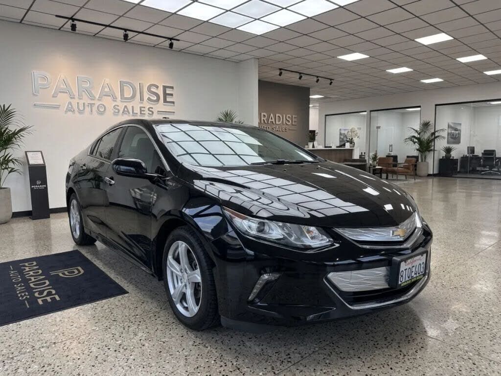 2017 CHEVROLET Volt