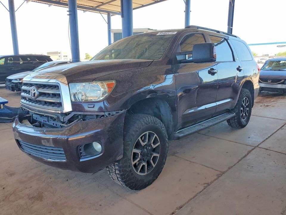 2013 TOYOTA Sequoia