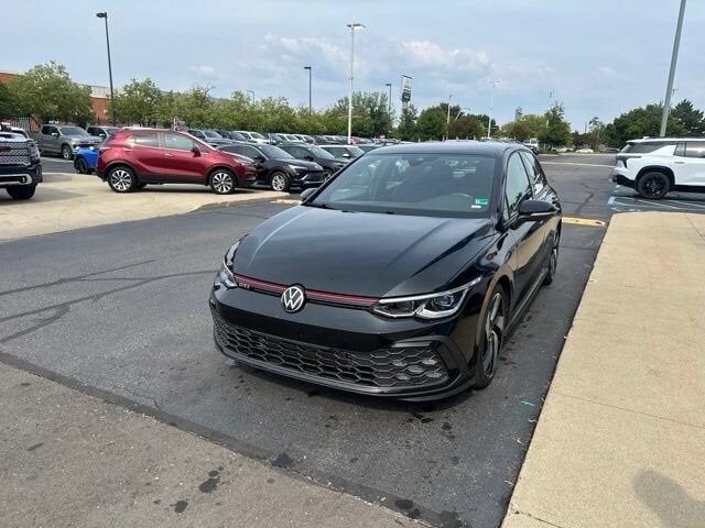 2024 VOLKSWAGEN Golf GTI