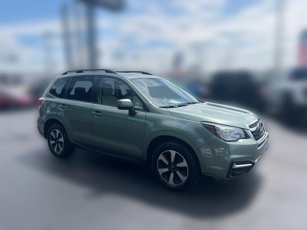 2018 SUBARU Forester