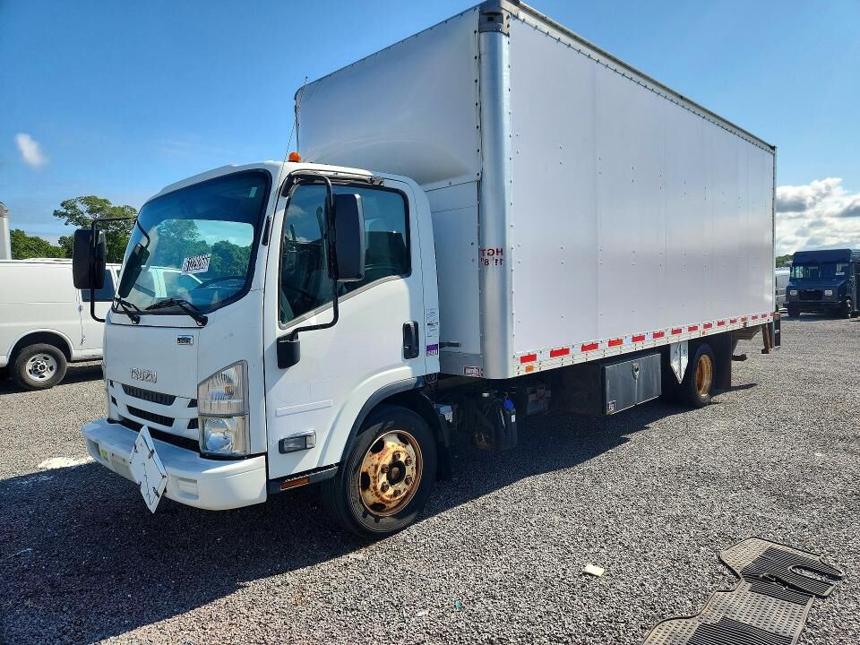 2017 ISUZU NQR/NRR