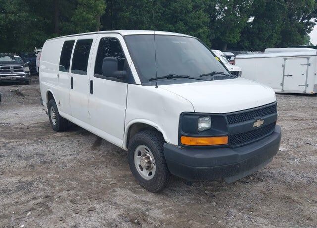 2013 CHEVROLET Express