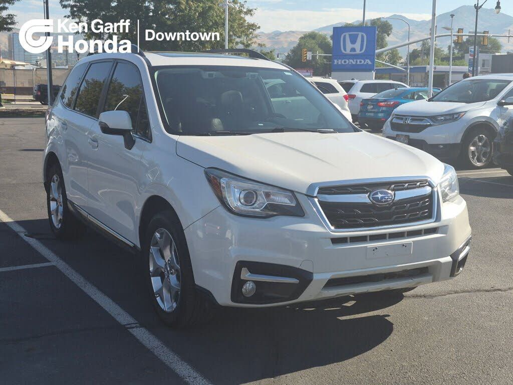 2017 SUBARU Forester