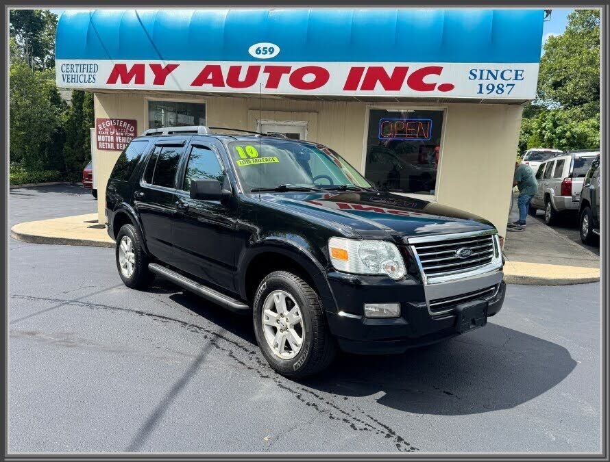 2010 FORD Explorer