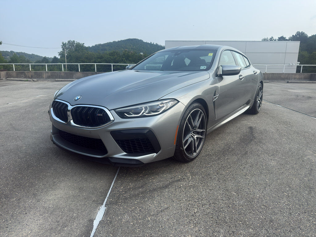 2021 BMW M8