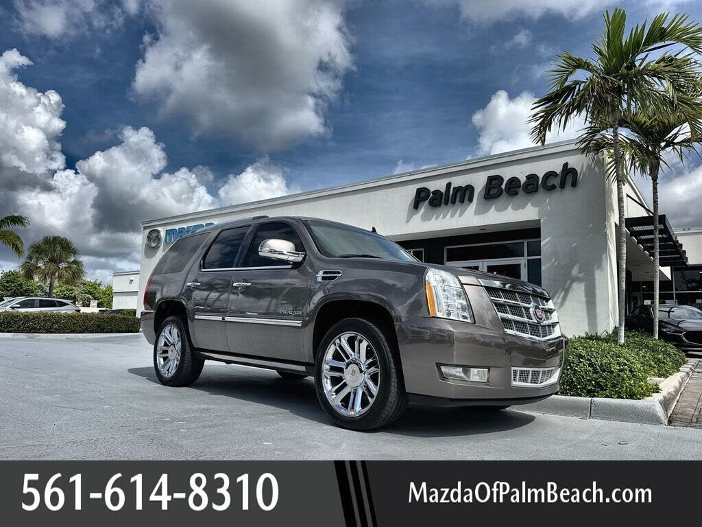 2013 CADILLAC Escalade