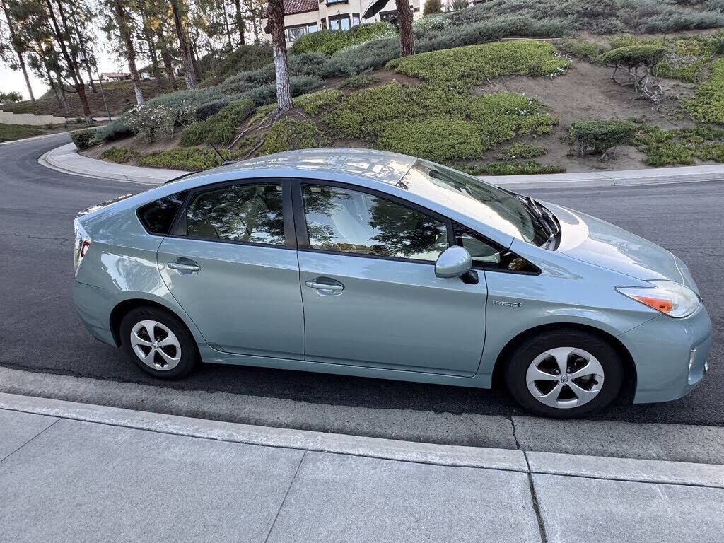 2012 TOYOTA PRIUS