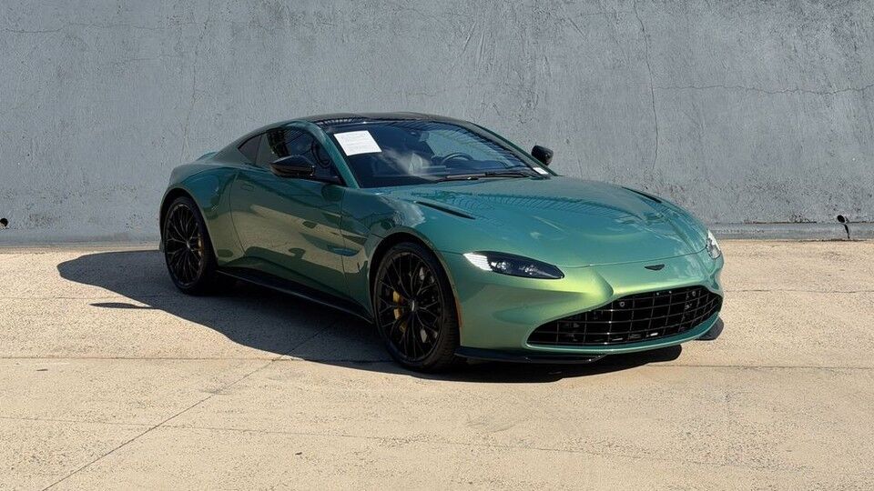 2023 ASTON MARTIN Vantage