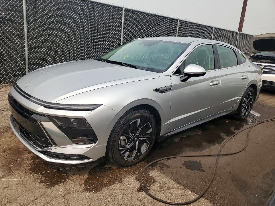 2025 HYUNDAI Sonata