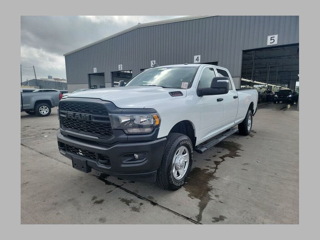 2023 RAM 3500