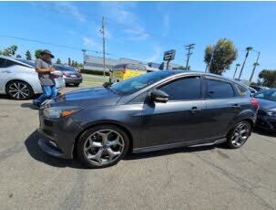 2018 FORD Focus