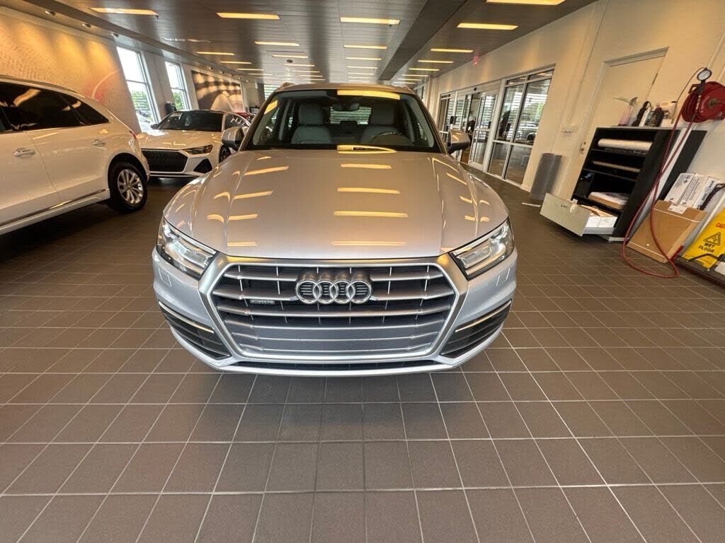 2020 AUDI Q5