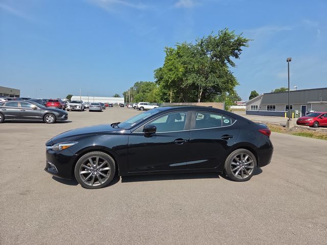 2018 MAZDA Mazda3