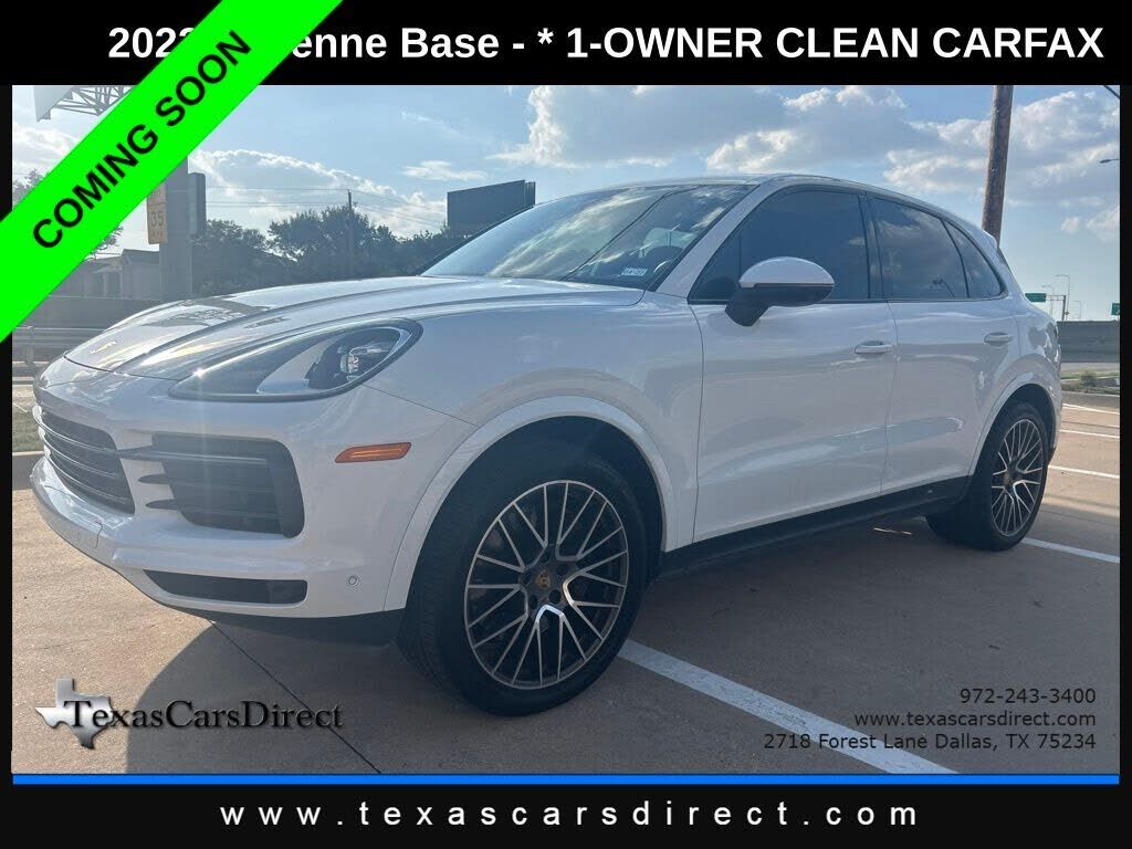 2022 PORSCHE Cayenne