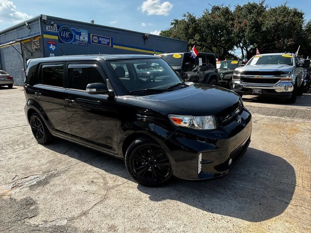 2015 TOYOTA SCION